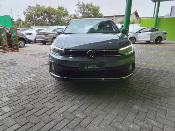 VOLKSWAGEN VIRTUS 1.0 200 TSI HIGHLINE AUTOMÁTICO